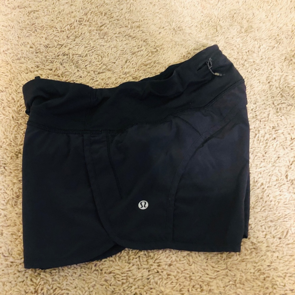 Lululemon Black Speed Up Shorts 4 inch